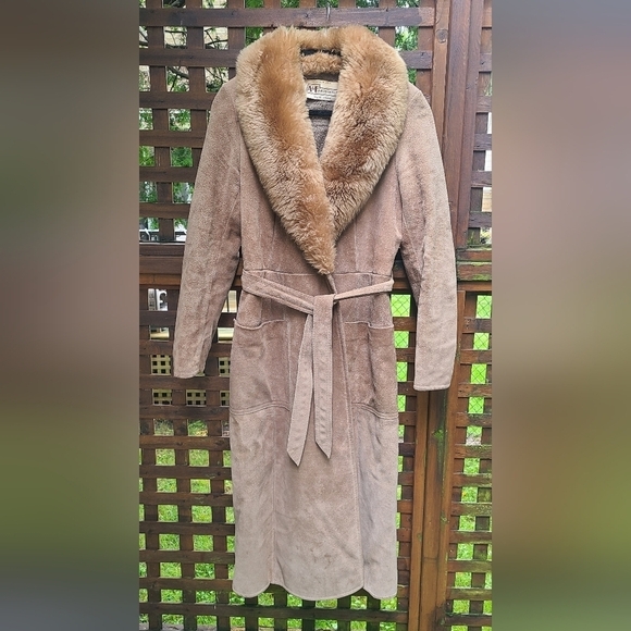 Penny Lane Suede Jacket - Picture 1 of 11